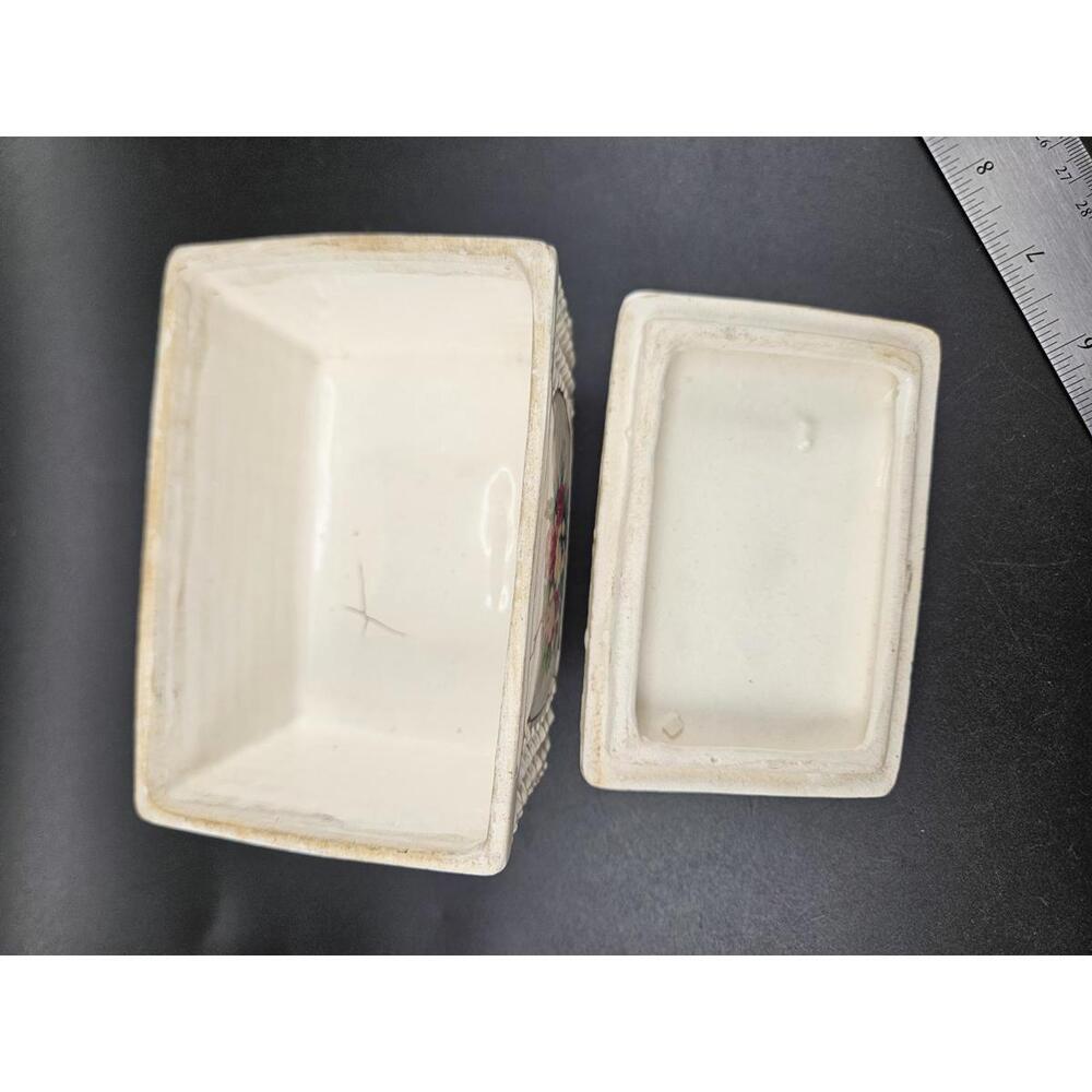 Mid Century Hollywood Regency Ivory & RosesPyramidal Hobnob Lidded Trinket Box - Picture 11 of 14